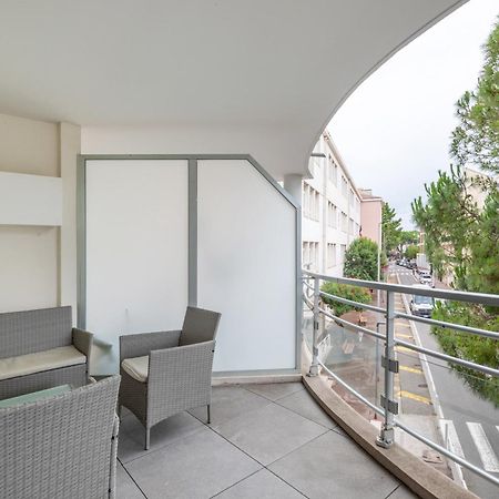 Le Printemps, Centre Juan Les Pins , 100M Des Plages, 70M De La Gare De Juan Les Pins 昂蒂布 外观 照片